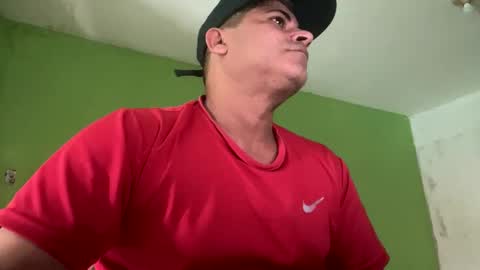 9vinhocamshow online show from 09/10/25, 11:32