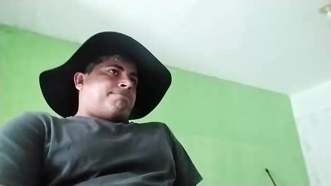 9vinhocamshow online show from 09/20/25, 11:33