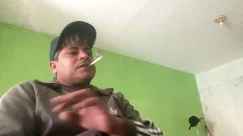 9vinhocamshow online show from 09/28/25, 10:42