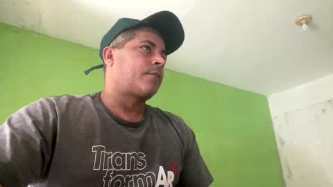 9vinhocamshow online show from 12/16/25, 11:04