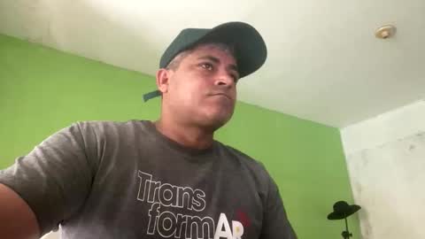 9vinhocamshow online show from 02/18/26, 11:28