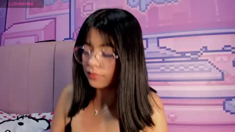 Alice  online show from 11/05/25, 02:55