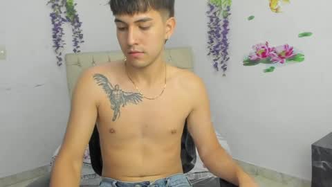 DERECK online show from 04/05/26, 01:19