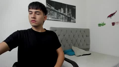 DERECK online show from 04/07/26, 07:31