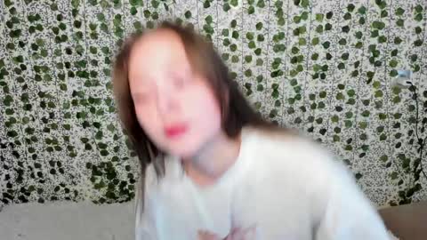 EMILY AND  MARCUS online show from 02/11/25, 06:19