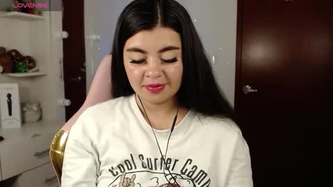 Snapshot of _aafrodita__ chatting on 02/11/26, 07:52 Alexa online show from 02/11/26, 07:52