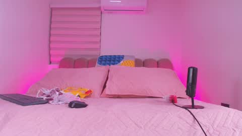  abby rouss online show from 11/30/25, 03:10