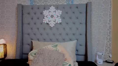  Abby  online show from 12/20/25, 06:37