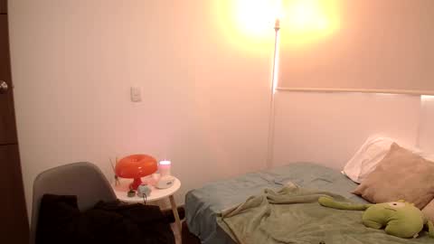 abby 3 online show from 10/07/25, 06:16