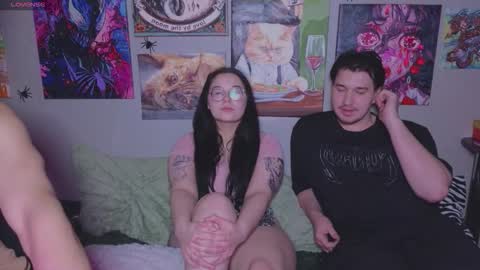 KENDALL  NATHANRYAN  LUCY online show from 11/30/25, 06:56