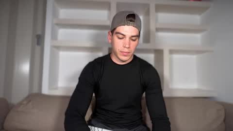 _aesthetic online show from 09/24/25, 03:26