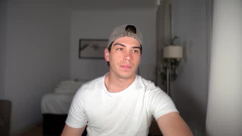 _aesthetic online show from 10/30/25, 12:17