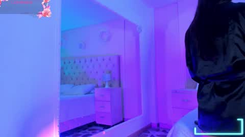 Agatha online show from 10/11/25, 07:07