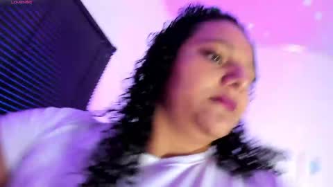 _aithanaa_ online show from 04/11/26, 08:57