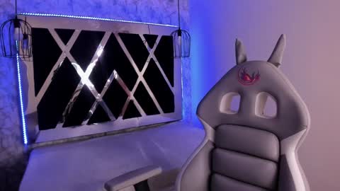  Alaia online show from 01/30/25, 03:08