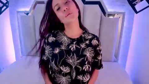  Alaia online show from 02/26/25, 11:41