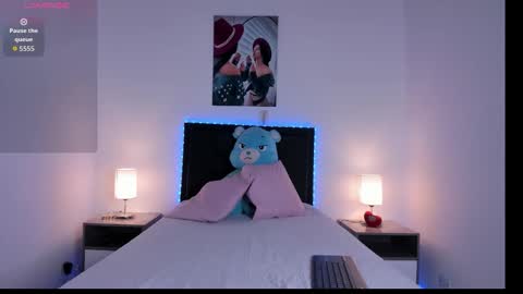 Snapshot of _alana_grey_ chatting on 02/25/26, 01:21 _alana_grey_ online show from 02/25/26, 01:21