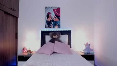 _alana_grey_ online show from 05/09/26, 11:59