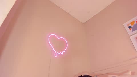 _aleja_x online show from 10/07/25, 11:29