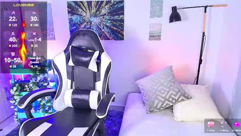 Snapshot of _alex_carter chatting on 11/04/25, 10:36 alex carter online show from 11/04/25, 10:36