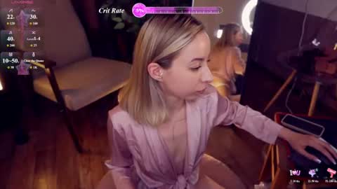 Snapshot of _alexa_gold_ chatting on 07/14/26, 11:05 _alexa_gold_ online show from 07/14/26, 11:05