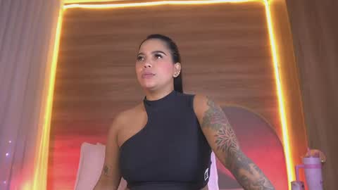 Snapshot of _alexaa_20 chatting on 05/14/26, 12:01 Alexa online show from 05/14/26, 12:01