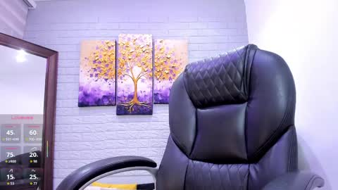    online show from 04/18/26, 07:58