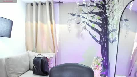 Snapshot of _alice08_ chatting on 06/02/26, 12:07 online show from 06/02/26, 12:07
