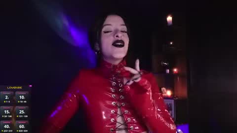 Miss Alice  My internet sucks these days see you soon online show from 06/19/26, 08:56