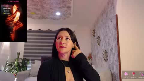 _alice_horny_ online show from 09/18/25, 11:12