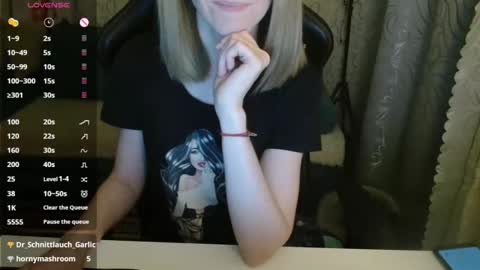  AliceCullen  online show from 04/16/26, 07:03