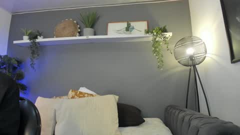 Snapshot of _aliice_1 chatting on 02/07/25, 08:10 Alice online show from 02/07/25, 08:10