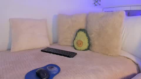 Snapshot of _alissonrose chatting on 03/06/25, 07:10 Karo online show from 03/06/25, 07:10