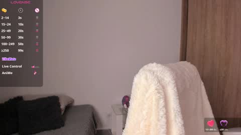 _allisongomez online show from 09/26/25, 03:32