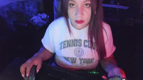 Giulia...... online show from 09/11/25, 03:17