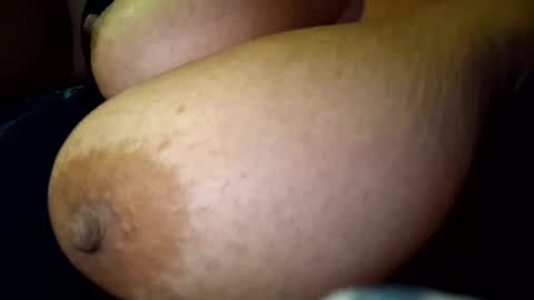 Snapshot of _always__horny chatting on 10/14/25, 04:02 Giulia...... online show from 10/14/25, 04:02