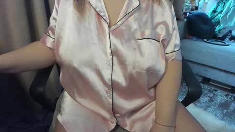 lisa online show from 11/08/25, 10:15