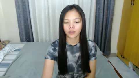 Snapshot of _amberxxx chatting on 02/28/25, 07:35 Amber online show from 02/28/25, 07:35