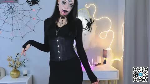 Amy online show from 10/31/25, 08:26