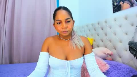 Snapshot of _analia chatting on 01/22/25, 01:31 Analia online show from 01/22/25, 01:31