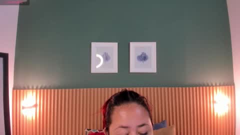 Snapshot of _anavictoria_ chatting on 10/07/25, 12:24 Ana Victoria online show from 10/07/25, 12:24