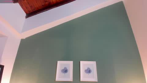 Snapshot of _anavictoria_ chatting on 11/28/25, 06:21 Ana Victoria online show from 11/28/25, 06:21