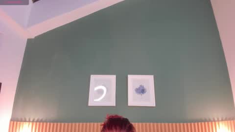 Snapshot of _anavictoria_ chatting on 12/17/25, 06:36 Ana Victoria online show from 12/17/25, 06:36