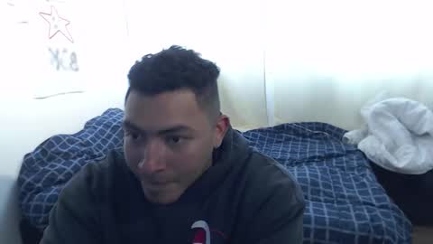 _ander_wolf_ online show from 10/08/25, 06:16