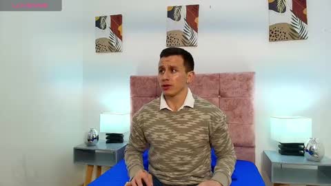 Snapshot of _andrewfalcon2 chatting on 01/29/25, 12:35 _andrewfalcon2 online show from 01/29/25, 12:35