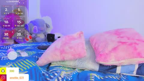 Anette online show from 09/10/25, 10:10