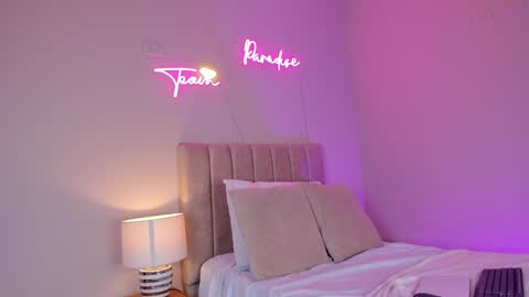 ngela  online show from 02/08/25, 11:33