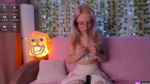 Emily online show from 04/26/26, 02:09