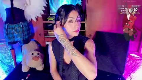 Angell Dustt  online show from 07/22/26, 01:41