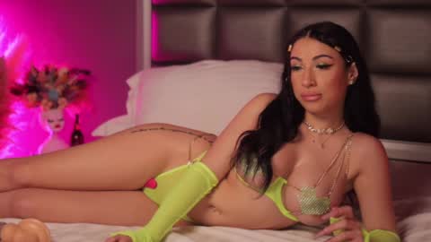 Anna online show from 02/11/25, 02:35